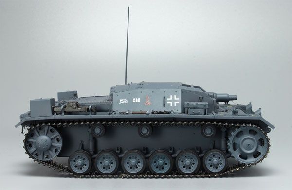 1/35 WW.II 德军 III号突击砲 B型 (Smart Kit)