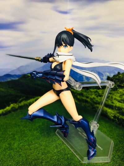 figma#416 原创角色 泳装女孩 Emily