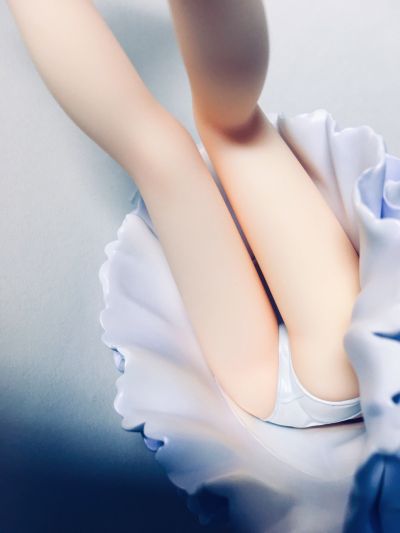 爱丽丝·卡塔雷特 连衣裙风格