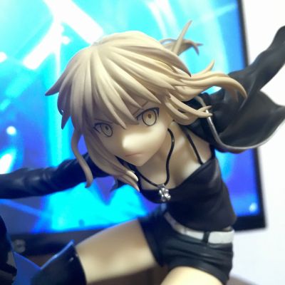 命运-冠位指定 剑士-阿尔托莉雅·潘德拉贡（Alter） 与 黑甲骑兵