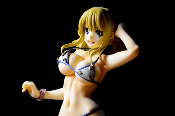 FAIRY TAIL 露西・哈特菲利亚  泳装Gravure_style