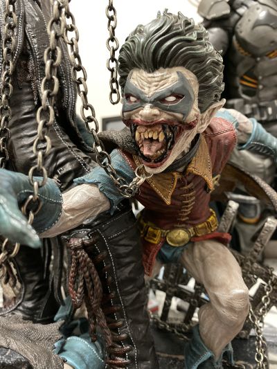 Dark Knights: The Batman Who Laughs 罗宾&蝙蝠侠  狂笑之蝠