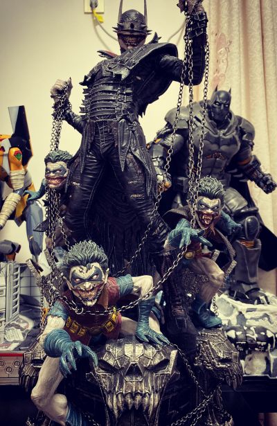 Dark Knights: The Batman Who Laughs 罗宾&蝙蝠侠  狂笑之蝠
