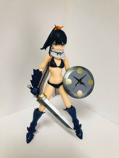 figma#416 原创角色 泳装女孩 Emily