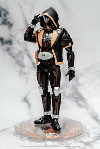 S.H.Figuarts 假面骑士Zi-O 驾驭表头型底座套装 -平成骑士前期-