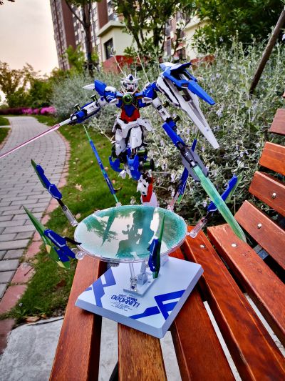 PG 1/60  能天使高达（发光模型套件）