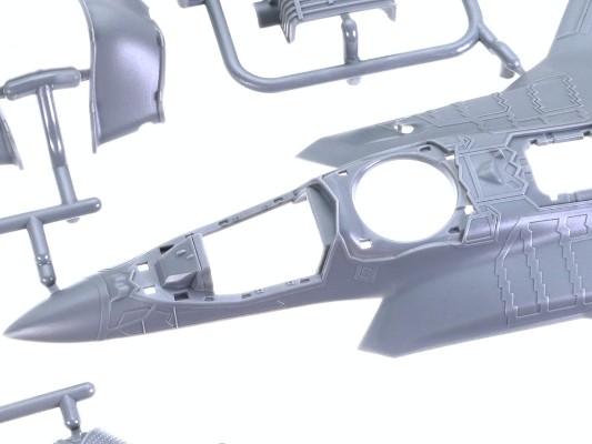 37192 1425 1/72 F-35B 闪电II