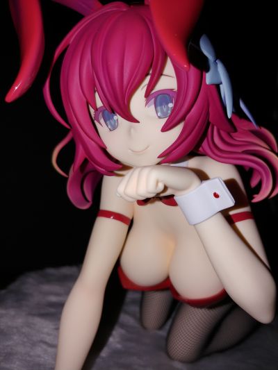 B-style 游戏人生 史蒂芬妮·多拉 兔女郎