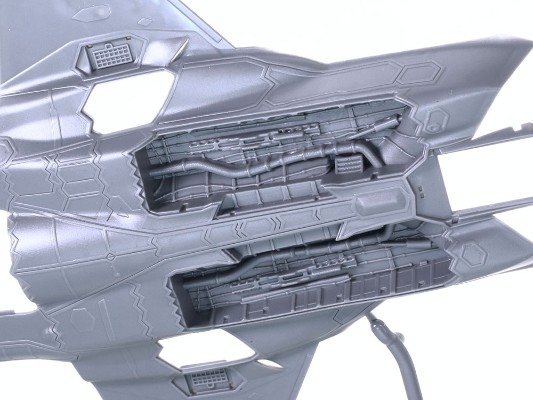 1425 1/72 F-35B闪电II；田宫37192