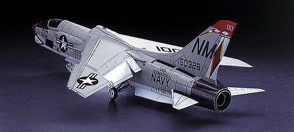 F-8E 十字军战士 舰载战斗机