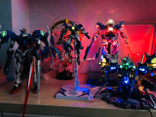 PG 1/60  能天使高达（发光模型套件）