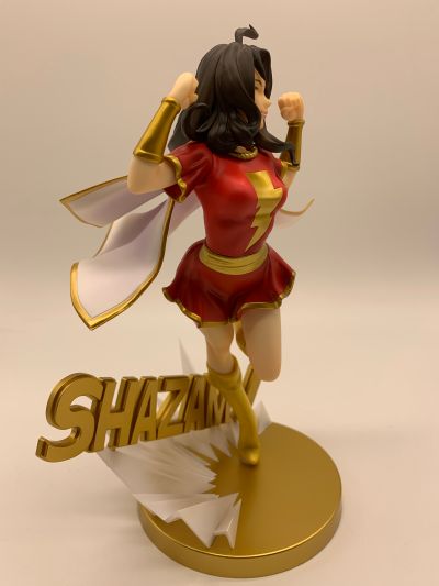 美少女雕像 正义联盟 神奇玛丽