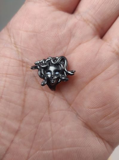 监狱学园 绿川花