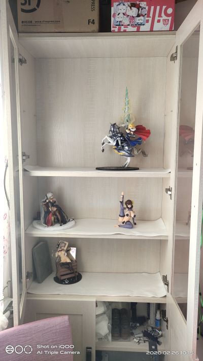 Gamer Girl（电玩女孩）