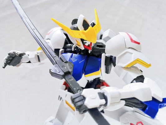 1/100 高达巴鲁巴托斯(仮称)