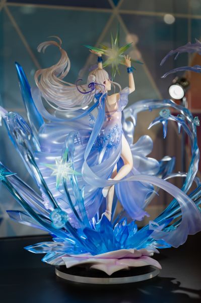 Re：从零开始的异世界生活  爱蜜莉雅  -水晶礼服 Ver-