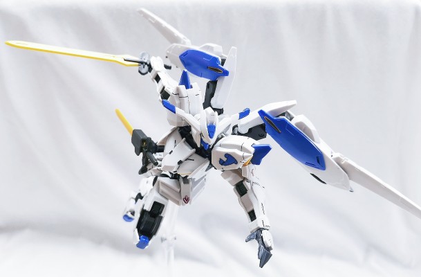 HG 机动战士高达 铁血的奥尔芬斯第二季 ASW-G-01 巴耶力高达