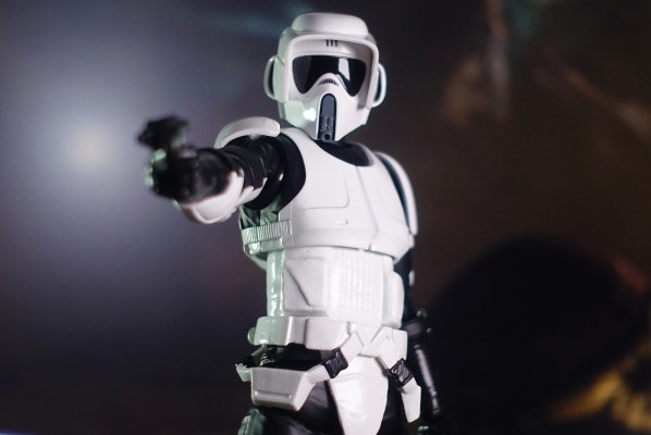 S.H.Figuarts 侦察兵+飞行摩托