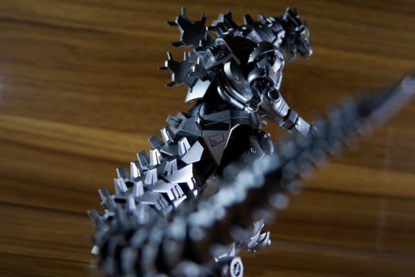 S.H.MonsterArts  哥斯拉大战机械哥斯拉3 MFS-3 3式机龙