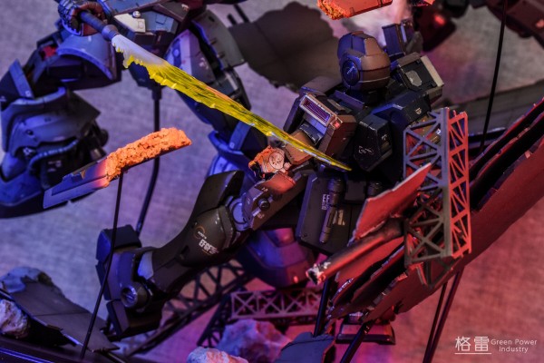 MG 1/100 机动战士高达0080 口袋里的战争 RGM-79G 吉姆指挥型