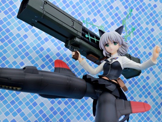 强袭魔女2 桑妮亚‧V‧利特维亚克 火箭弹发射器