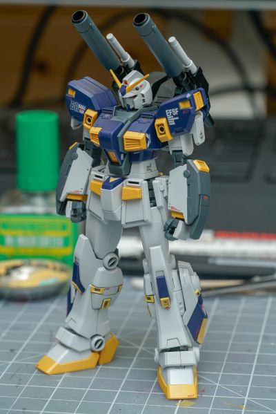 HGBF 1/144 トランジェント高达グレイシャー（再贩）[Bandai]《１０月予约》