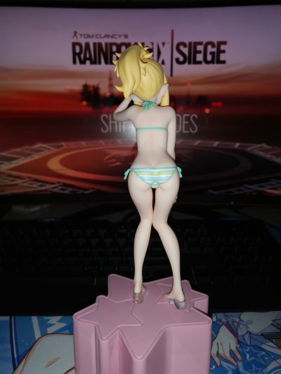 埃罗芒阿老师 山田精灵