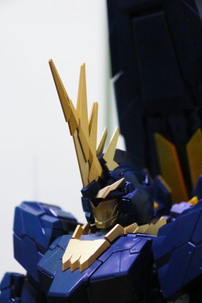 PG 1/60 机动战士高达UC RX-0[N] 独角兽高达2号机 报丧女妖·命运女神