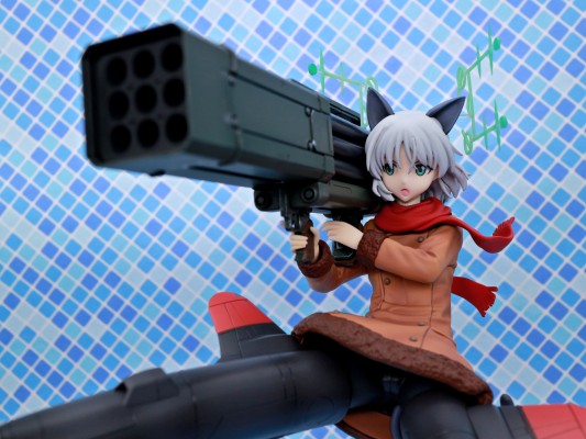 强袭魔女2 桑妮亚‧V‧利特维亚克 火箭弹发射器