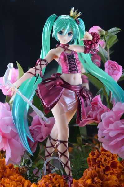 黏土人搭配 初音未来 -Project DIVA- X 初音未来 Raspberryism Co-de