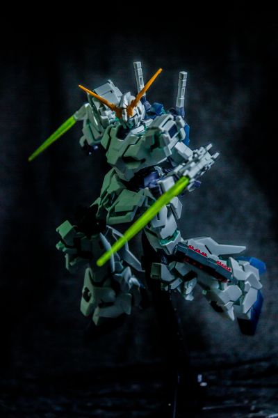 HGUC 1/144 机动战士高达UC RX-0 全装甲独角兽高达