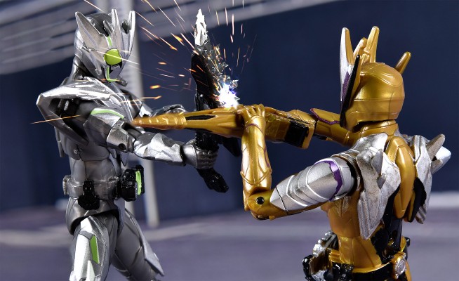 Rider Kick's 手办 假面骑士：零一 假面骑士零一 金属簇蝗虫