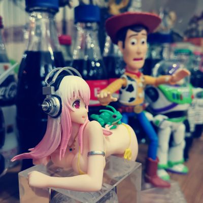 超级索尼子 压泡面 粉色