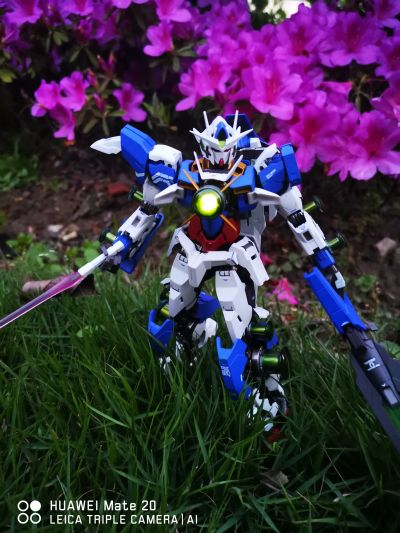 PG 1/60  能天使高达（发光模型套件）