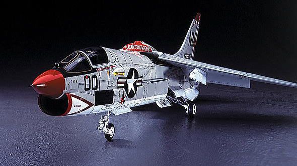 F-8E 十字军战士 舰载战斗机
