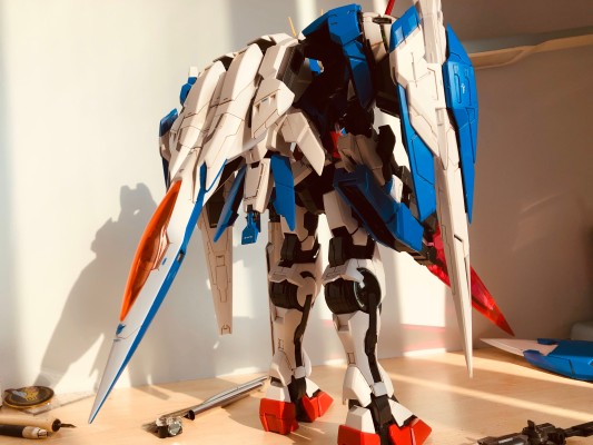 METAL BUILD 机动战士高达00 先驱者的觉醒 GNT-0000 量子型00高达