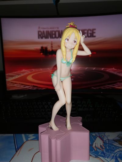 埃罗芒阿老师 山田精灵