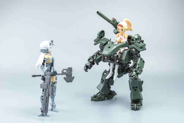 六角机牙 Bulkarm Alpha 密林战式样