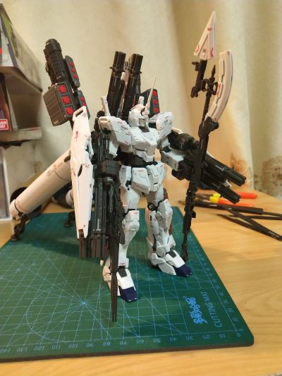 RG 1/144 独角兽高达