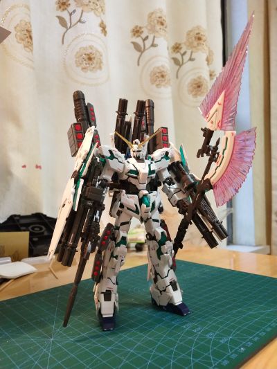 RG 1/144 独角兽高达