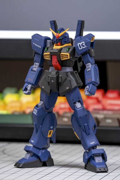 HGUC  机动战士Z高达 高达Mk-II(提坦斯样式)