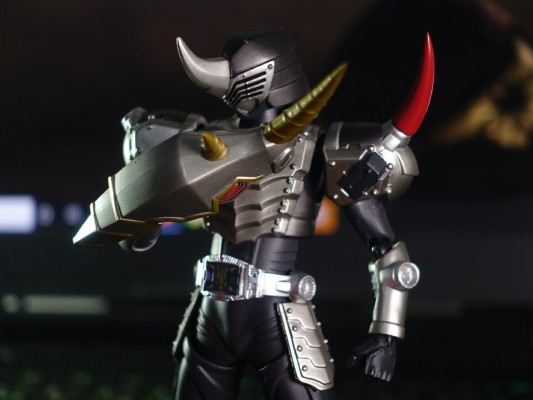 figma #SP-25 カメンRider 龙骑士 仮面Riderト拉丝特 