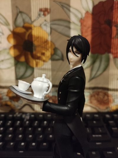 Special手办 剧场版 黑执事 Book of the Atlantic 塞巴斯蒂安・米卡利斯