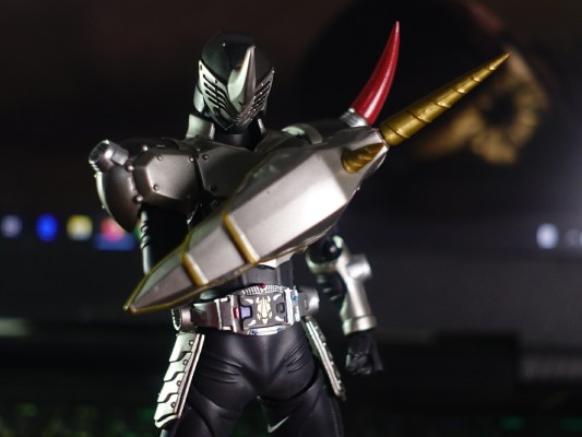 figma #SP-25 カメンRider 龙骑士 仮面Riderト拉丝特 