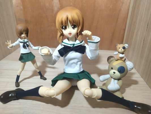 REAL ACTION HEROES No.682 RAH 少女与战车 西住美穗