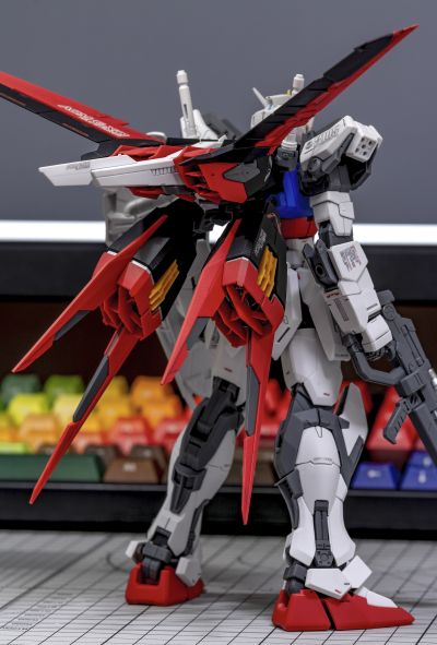 MG  机动战士高达SEED 高清重制版   翔翼型强袭高达