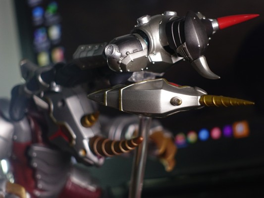 figma #SP-25 カメンRider 龙骑士 仮面Riderト拉丝特 