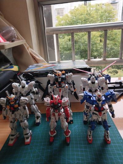 RG 1/144 独角兽高达