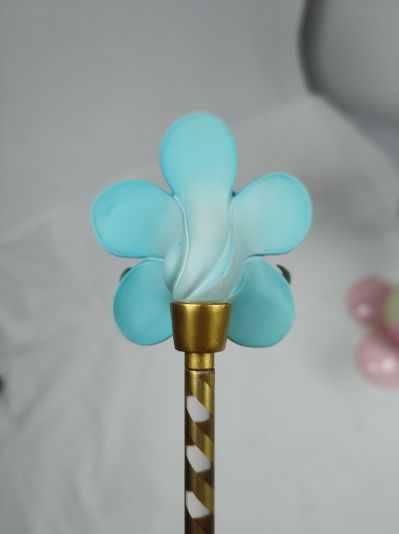 天元突破 尼娅·铁佩林