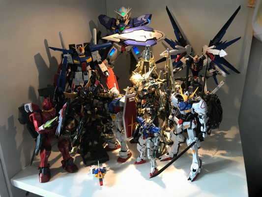 PG 1/60 能天使高达